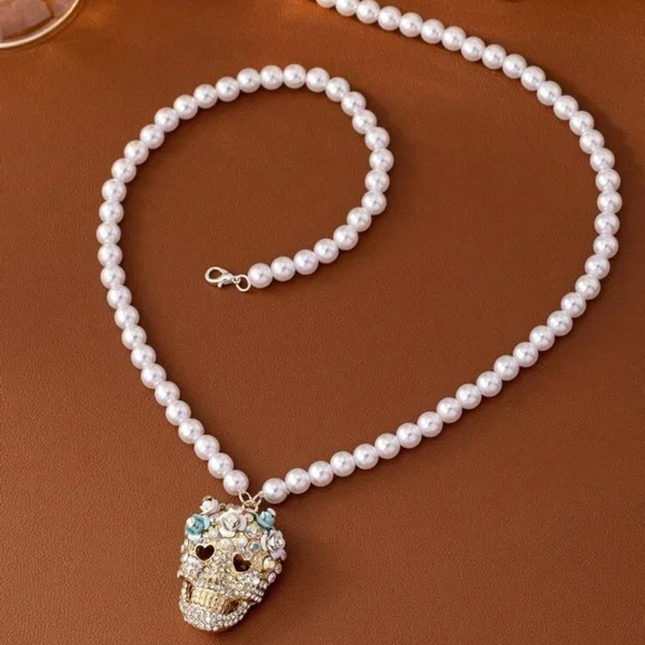 Bohemian Halloween Rhinestone Flower Skull Pearl Necklace - Picture 2 of 3
